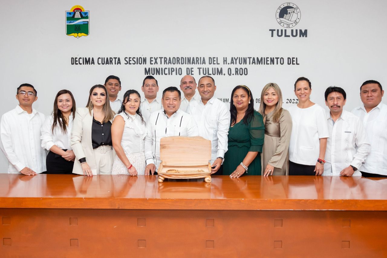 Ayuntamiento de Tulum declara huésped distinguido al alcalde de Punta Cana