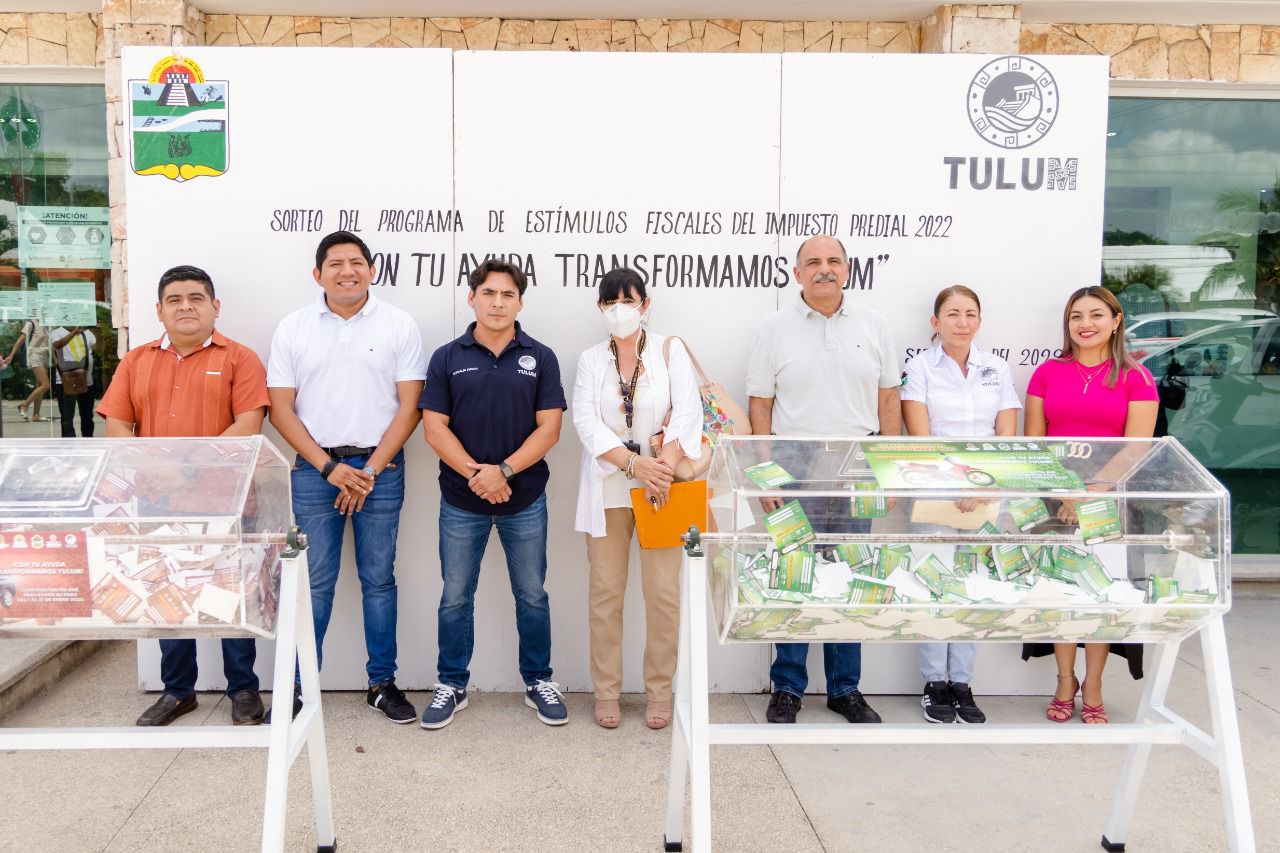 Con automóvil y motocicletas, Ayuntamiento de Tulum premia a contribuyentes cumplidos